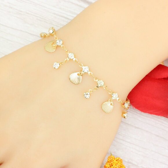 "Trendy Handmade Bracelet – A Thoughtful Gift for Girls & Women | UNVRC1302 - Picture 5 of 10